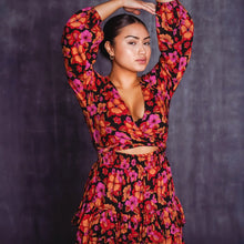 Load image into Gallery viewer, FRIDA DRESS 𝒾𝓃 BRIGHT FLORAL
