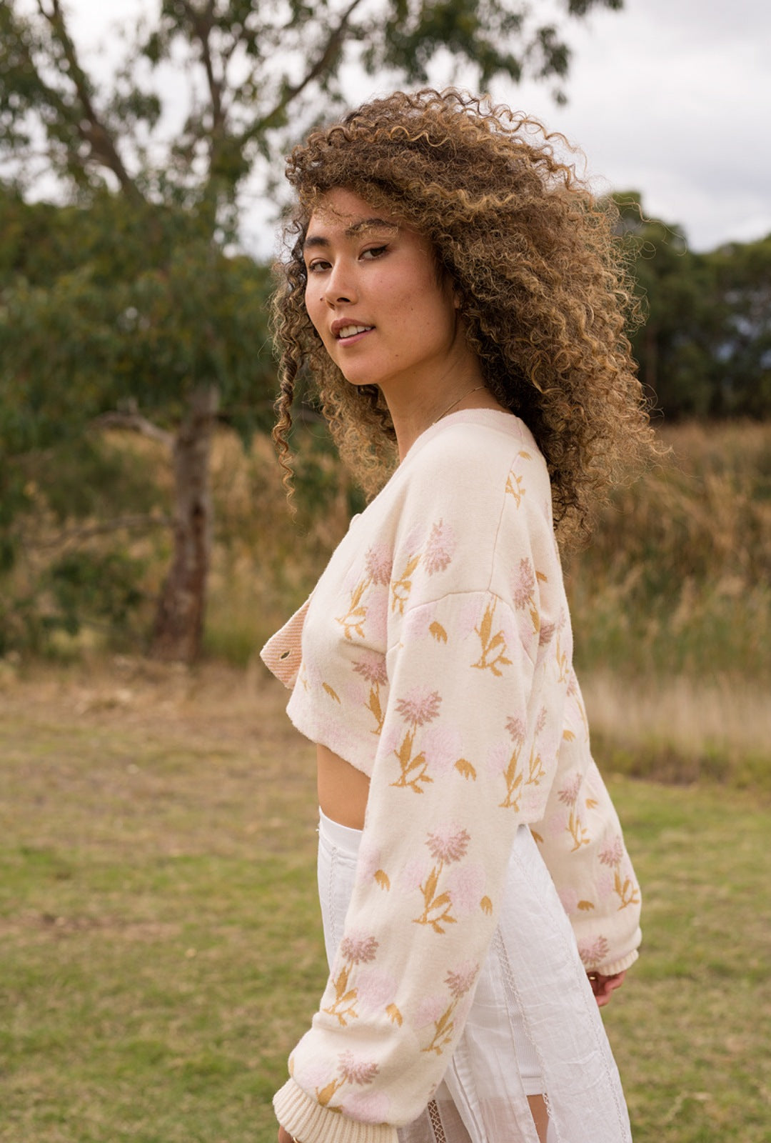 FLORAL ROMANCE CARDIGAN