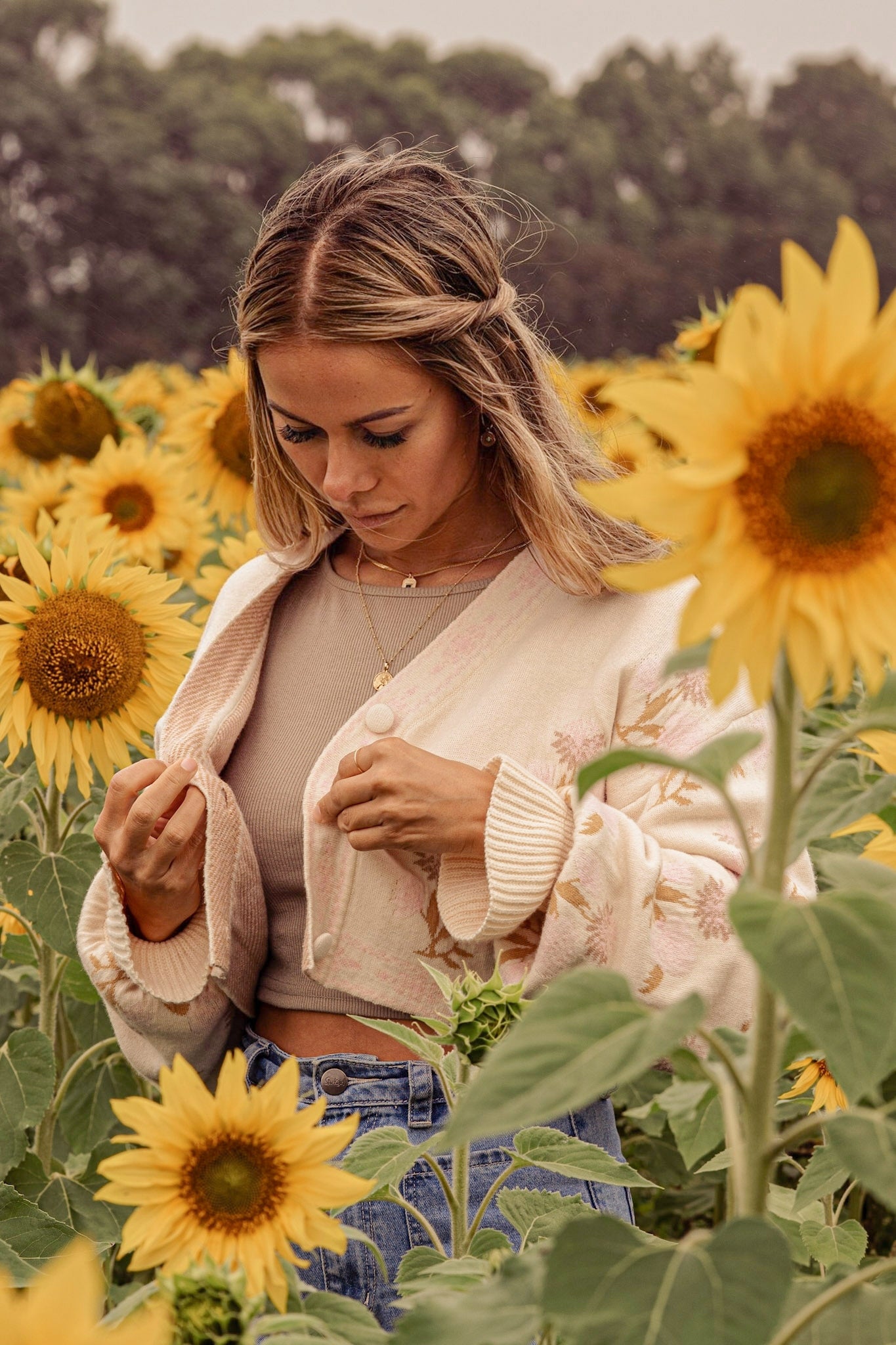 FLORAL ROMANCE CARDIGAN
