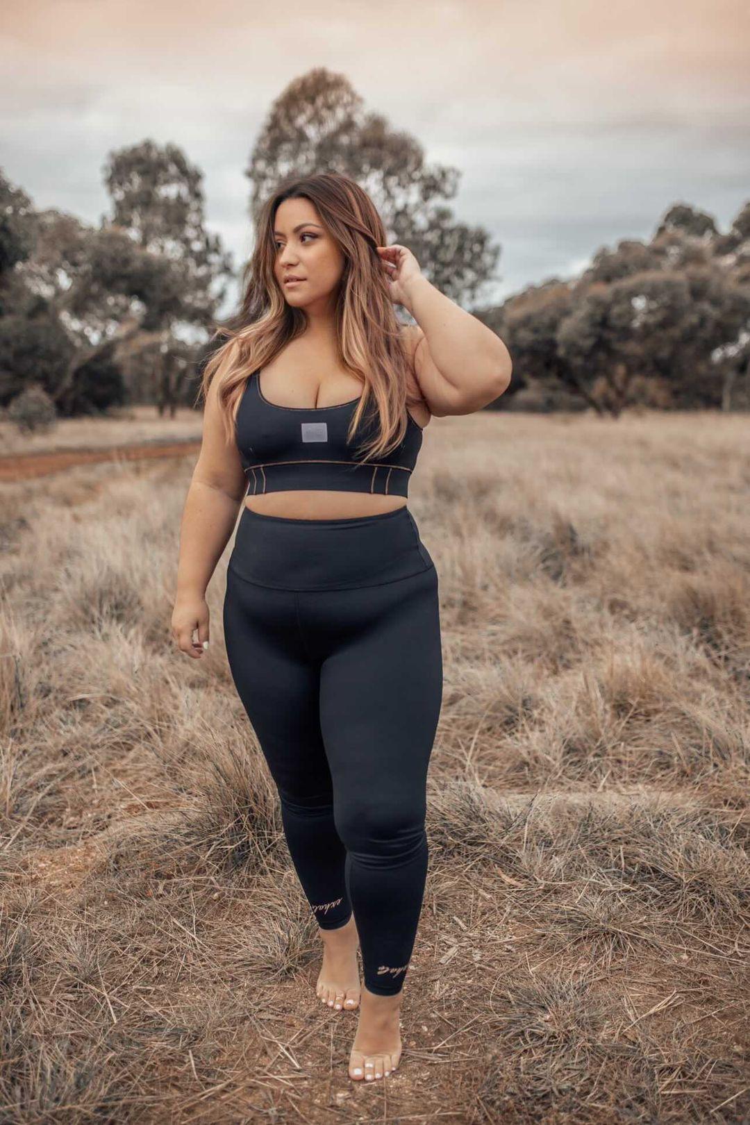 BLACK LEGGINGS recycled active wear plus size