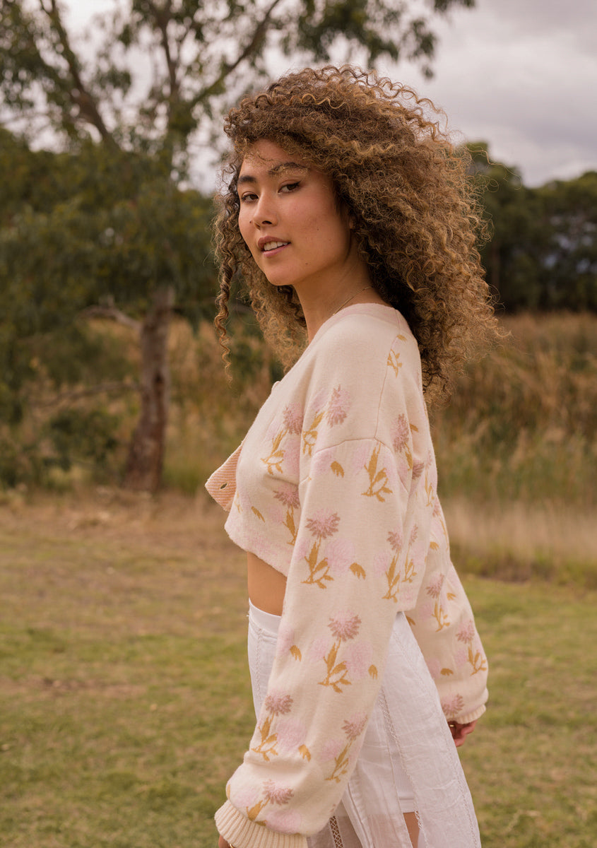 FLORAL ROMANCE CARDIGAN